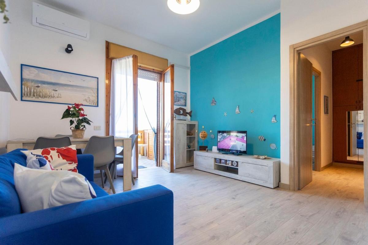 Your With A Sea View Apartment Lido di Ostia